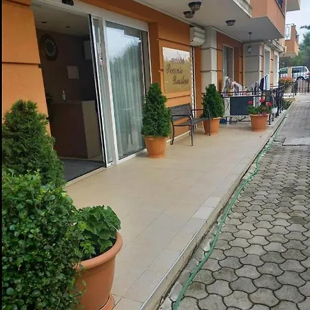 Апарт-Хотел Поморие Резиденс Apartment